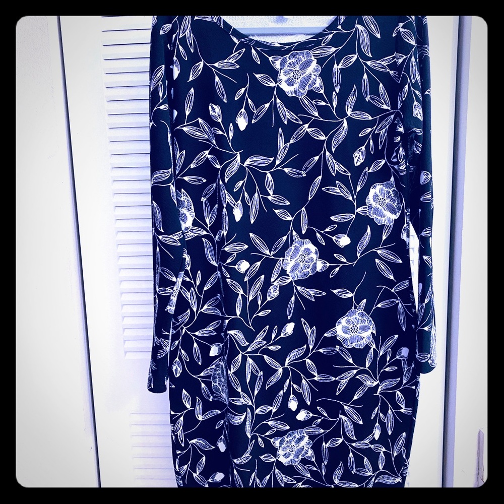 NWOT Lularoe Debbie Dress